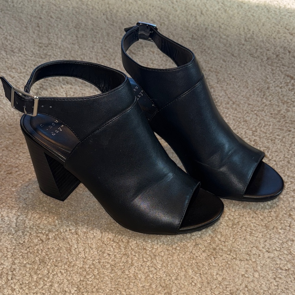 a new day Black Open-Toe Heeled Sandals - size 8.5 - like new